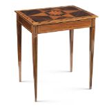 Rosewood centre table North Europe, 19th century 71x60x43 cm.