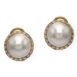 18kt yellow gold, mabe pearls and diamonds lobe earrings