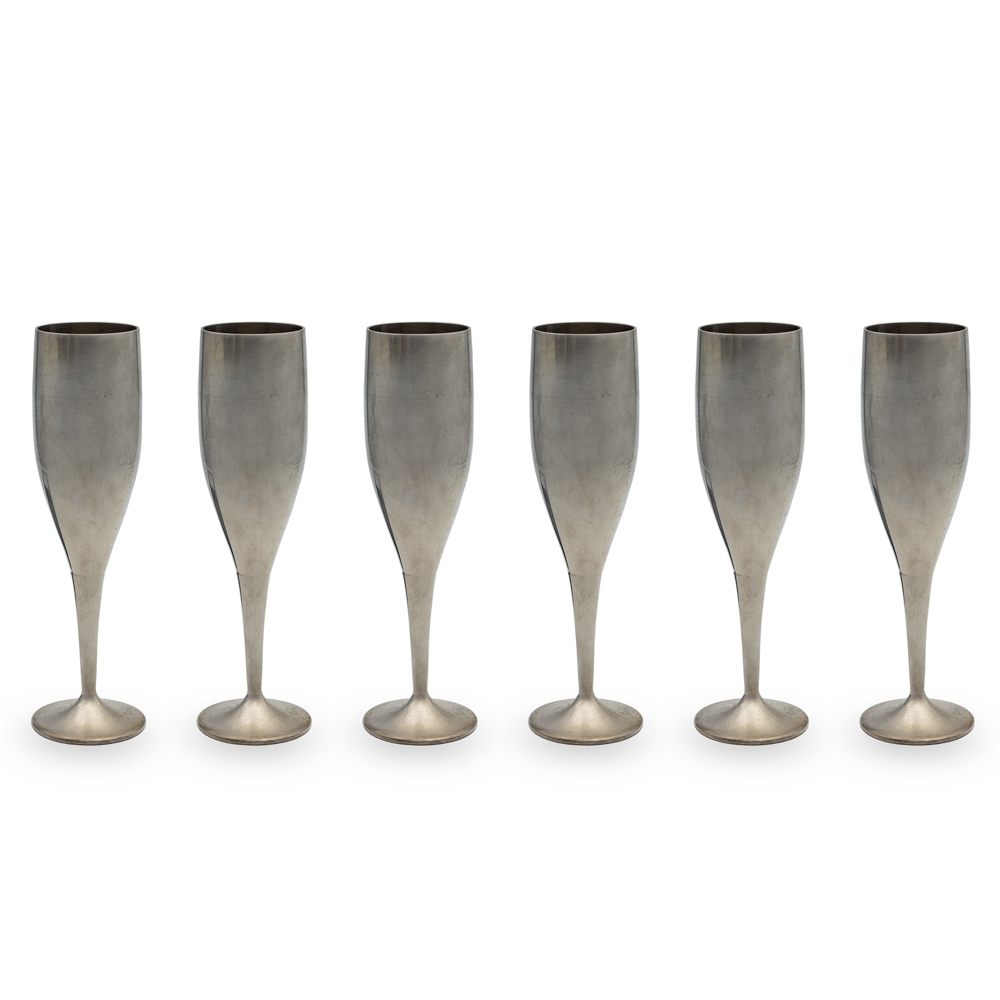 Set of silver flutes (6)