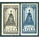 1923 25th Anniv of Queen's Accession 2½g & 5g, fine M, SG.268/9. Cat. £625. (2)