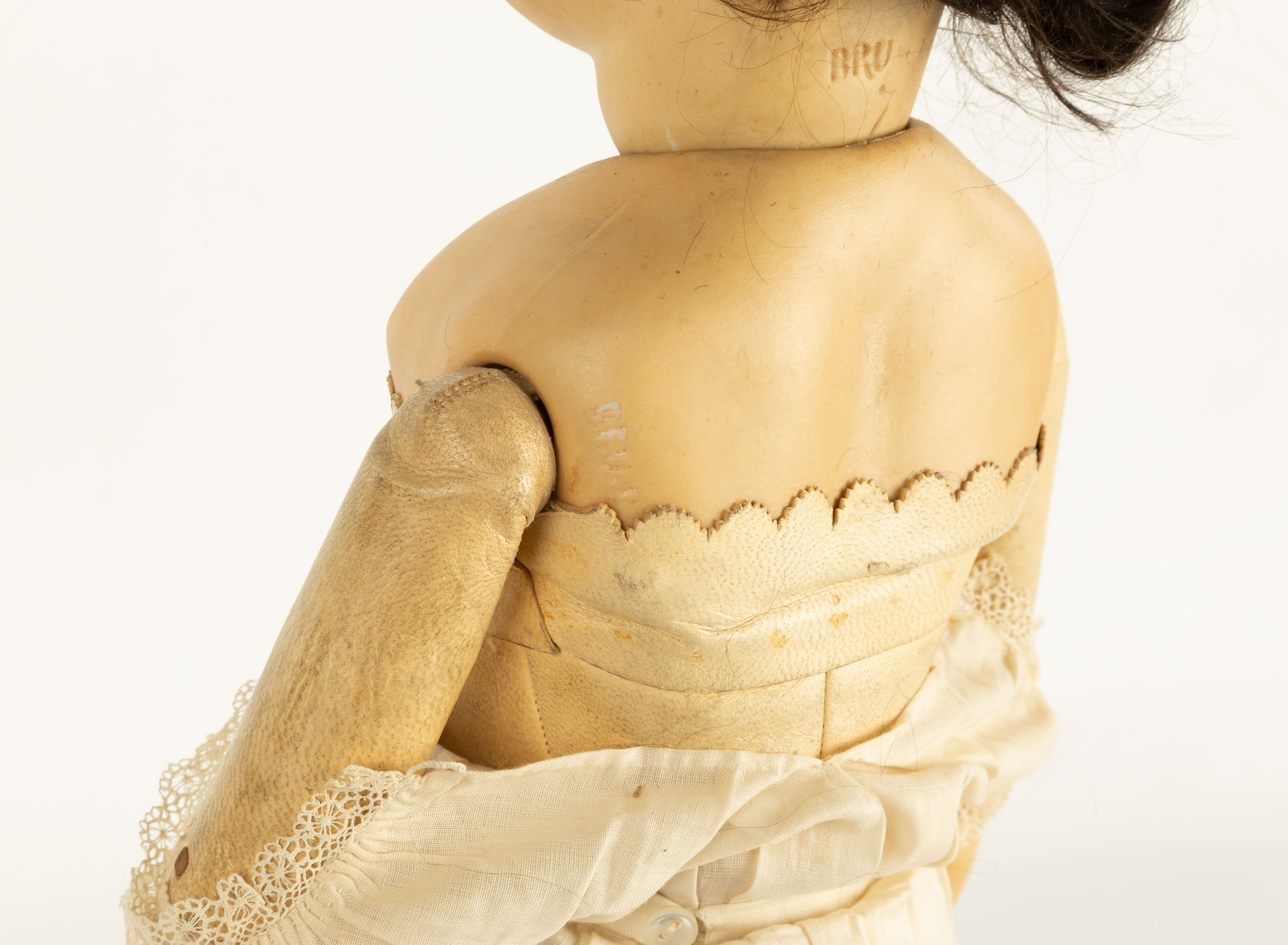 Rare Oriental Bru Jne no. 7 Doll - Image 7 of 22