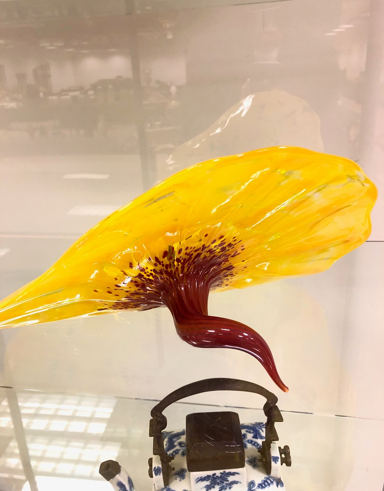 Dale Chihuly "Bel Fiore" Glass Sculpture - Image 5 of 5