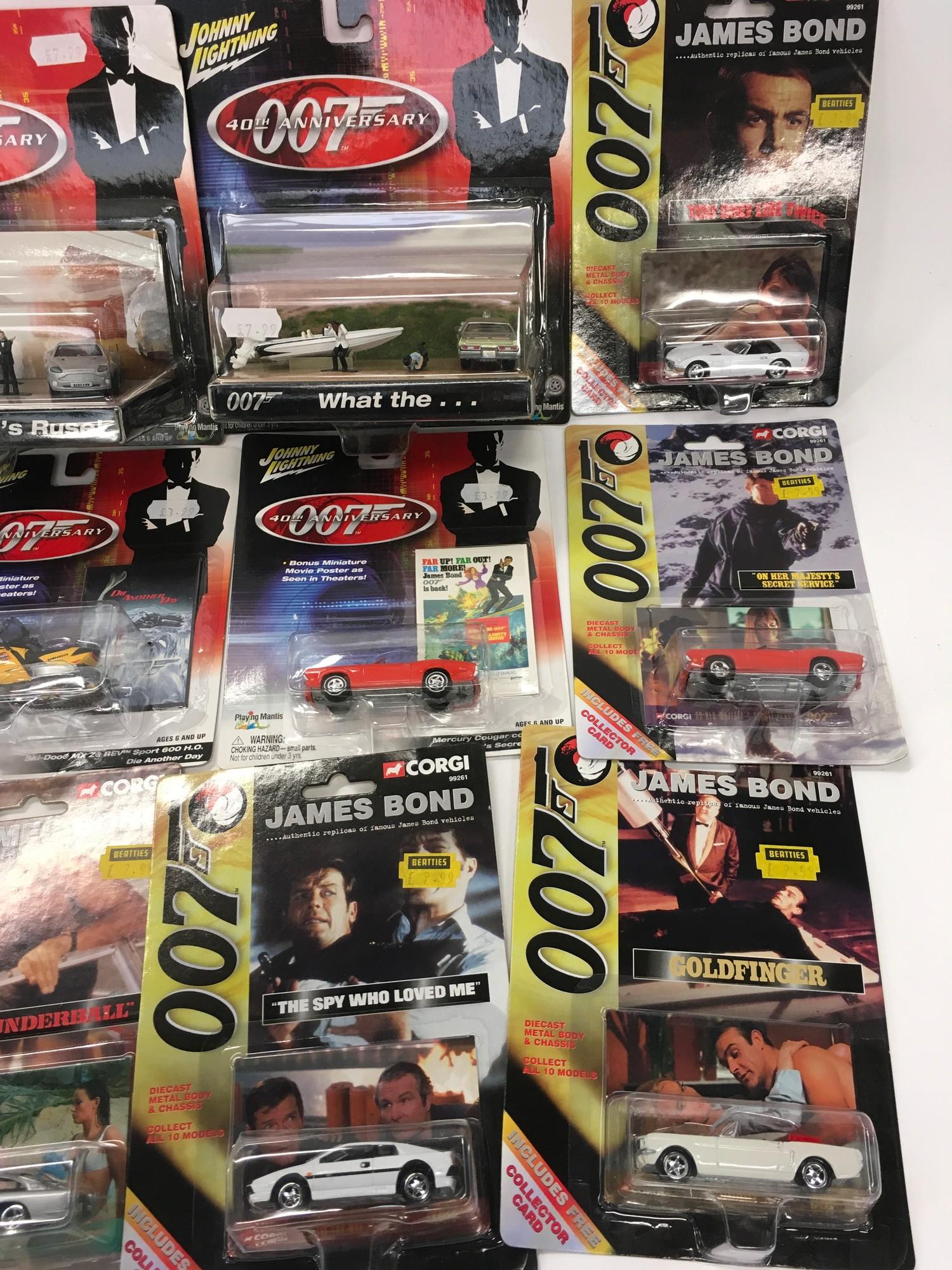 Collection of James Bond related diecast model vehicles in bubble packs by Corgi and Johnny - Image 3 of 3