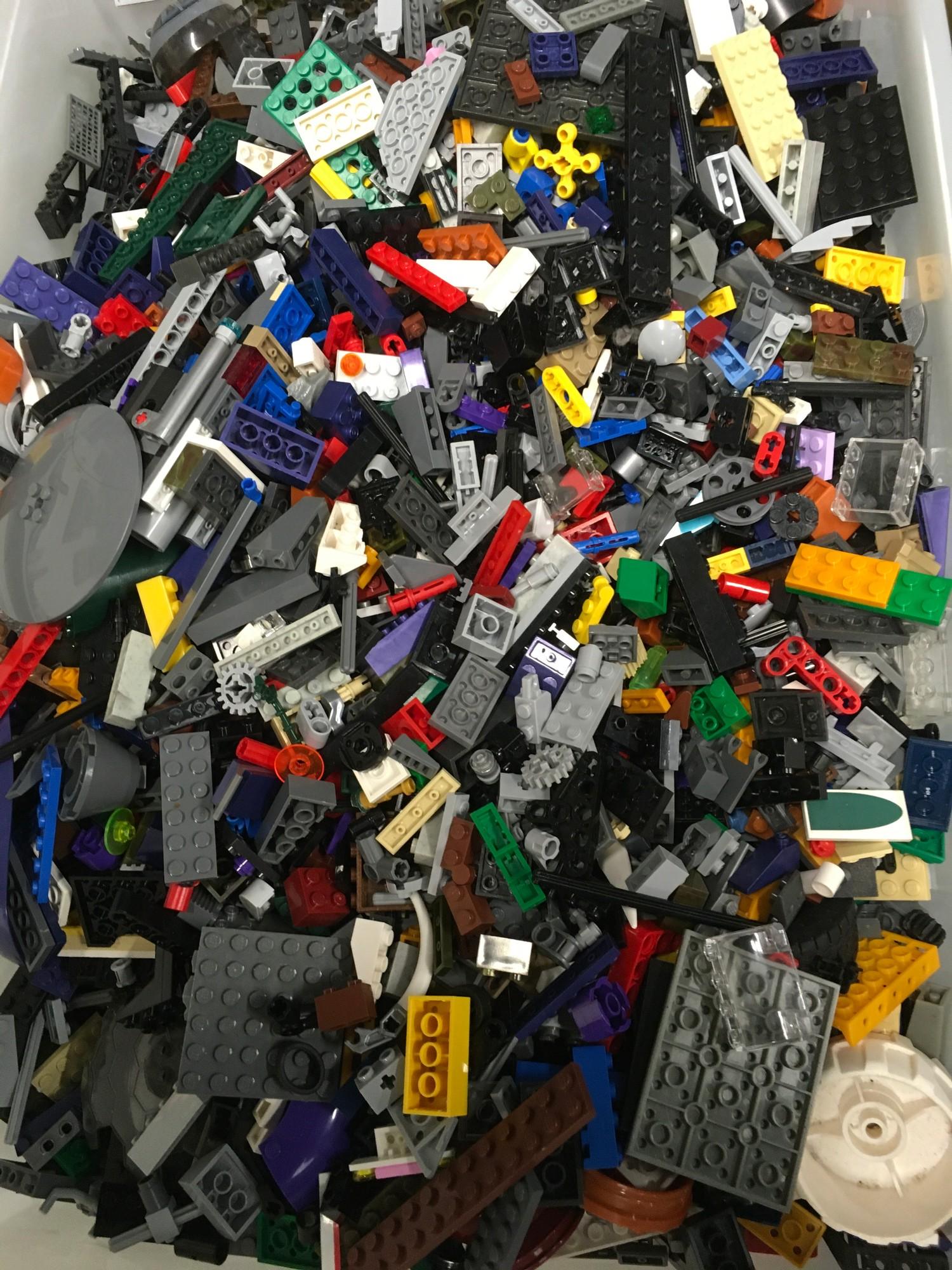 A tub of Lego.