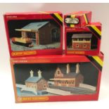 Hornby R593 Town station, R506 Goods Shed, R503 Signal Box and R138 Single Signal set. All boxed.