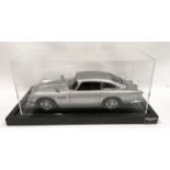 2011 GE Fabbri Ltd 1:8 diecast James Bond?s Aston Martin DB5 model complete with subscription