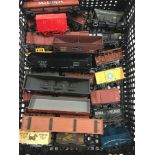 Tray of OO gauge rolling stock. Generally Good condition.