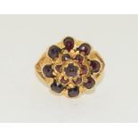 9ct gold ladies antique set garnet cluster ring size P 5.2g