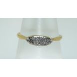 Antique Art Deco 18ct gold diamond ring. Size P.