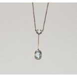 15ct/9ct aquamarine necklace.