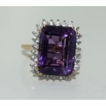 9ct gold ladies amethyst and white zircon ring size R