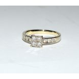 18ct gold ladies diamond ring approx 0.70 points size O