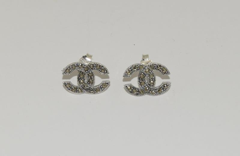 Silver and Marcasite earrings in the Chanel style - Image 2 of 4