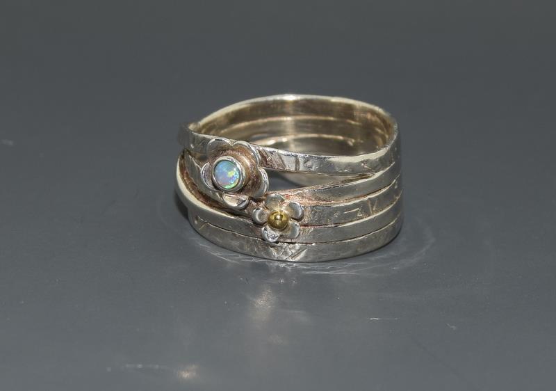 A Modernist Opal Daisy 925 Silver ring, Size Q.