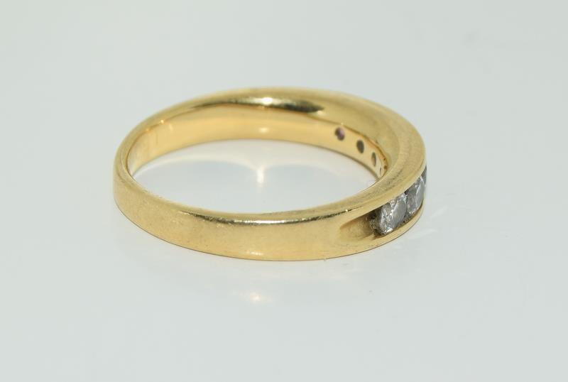 18ct gold ladies 7 stone diamond half eternity ring size L - Image 2 of 6