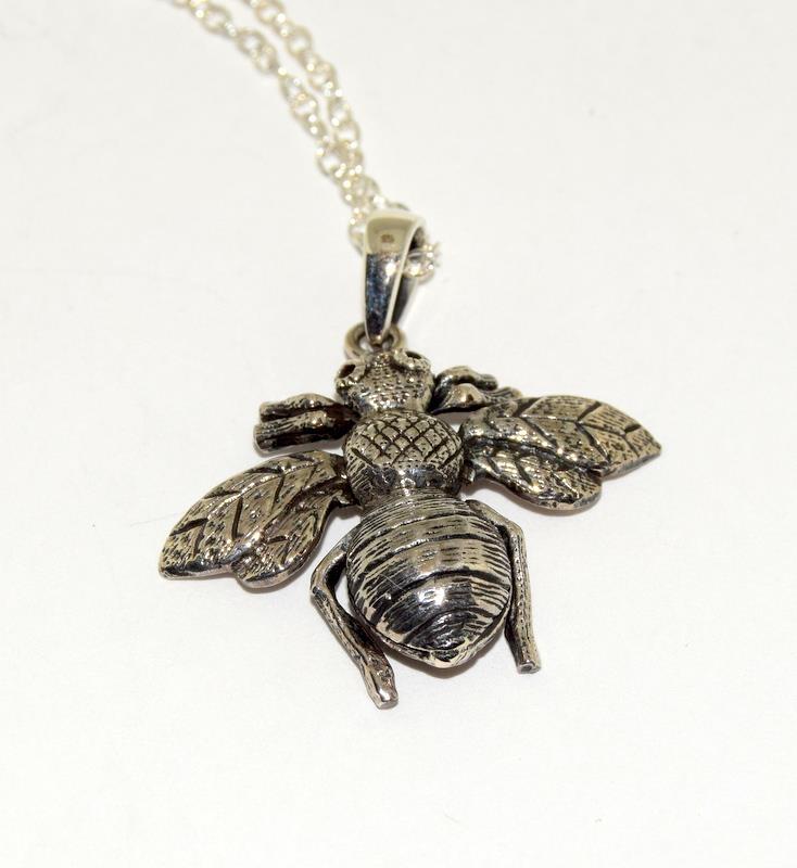 Silver articulated Bee pendant necklace