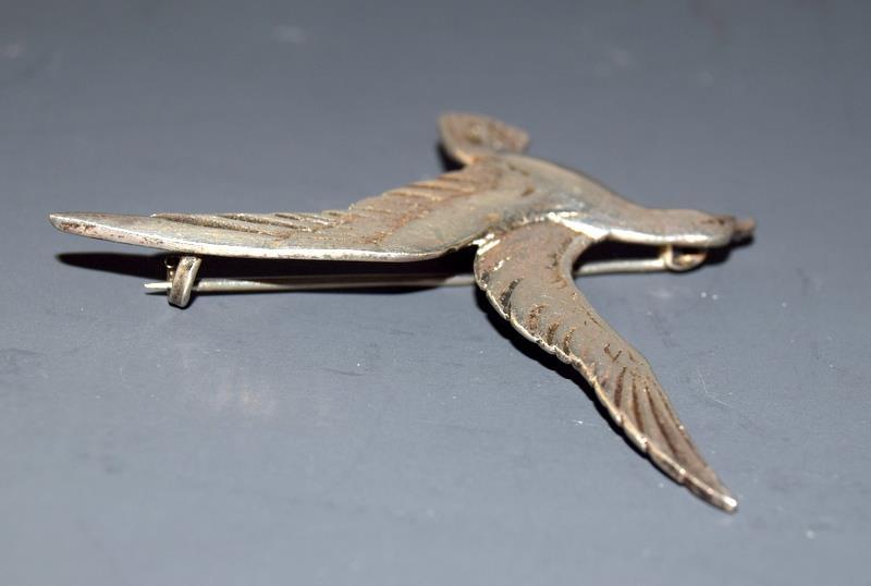 Bernard Instone silver seagull brooch. - Image 5 of 7