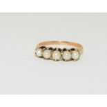 Ladies gold 5 set pearl ring size P