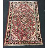 Hamedan quality rug in red, blue, medallion. 192x126