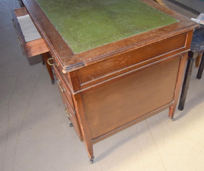 Edwardian mahogany writing desk with leather top and fitted draws to the sides on tapered legs - Image 5 of 5
