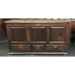 Oak 3-drawer panelled coffer with brass fitments. 87x157x57cm