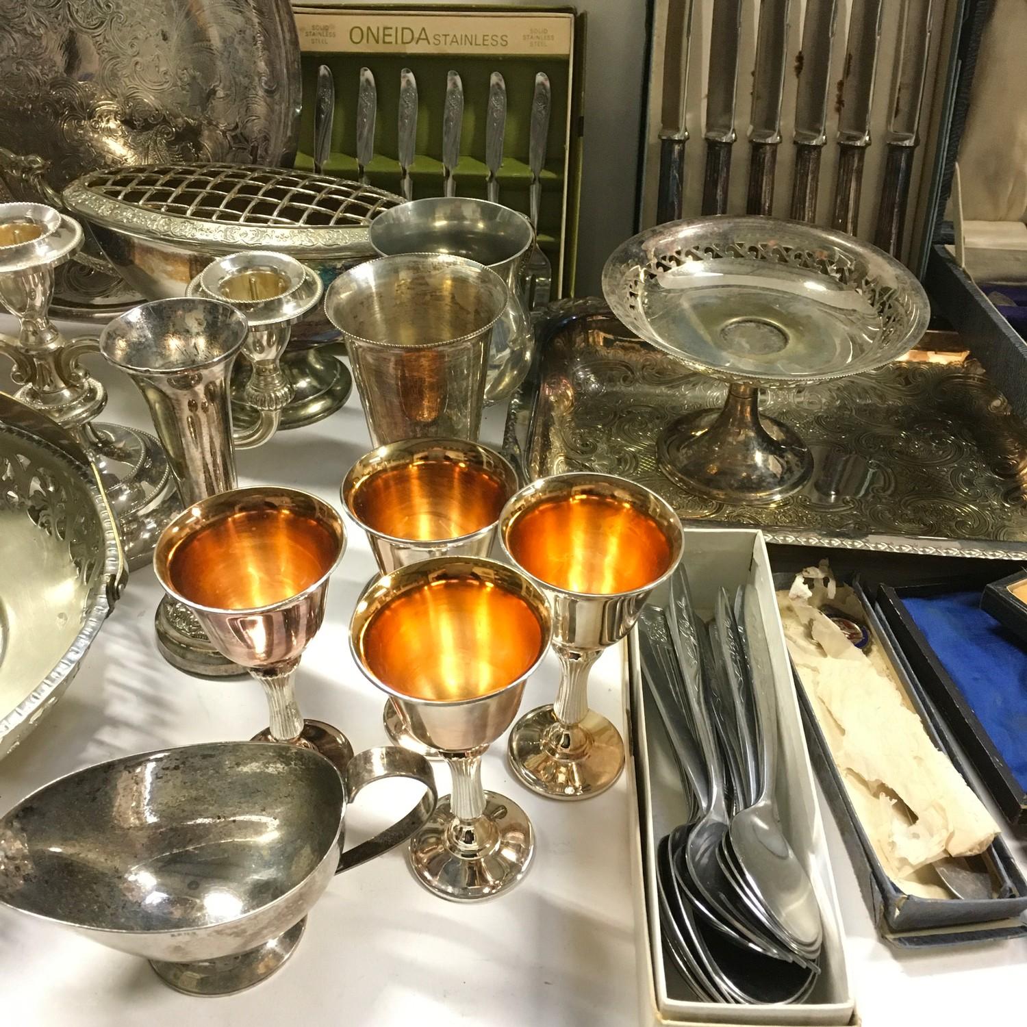 A Quantity of mixed silver plate. - Image 3 of 6