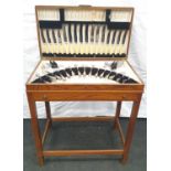Cutlery cabinet containing Viners cutlery. H:77, W:66.5, D:38 (cm).