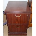 Mahogany filing cabinet of 2 draws 78x50x50cm