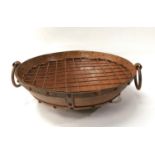 A small aged firepit/bbq. (ref 42)