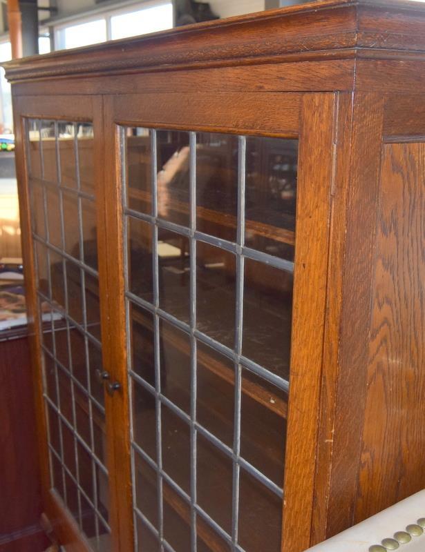 Oak leaded glass adjustable shelf bookcase on stub legs 150x130x45cm - Image 5 of 5