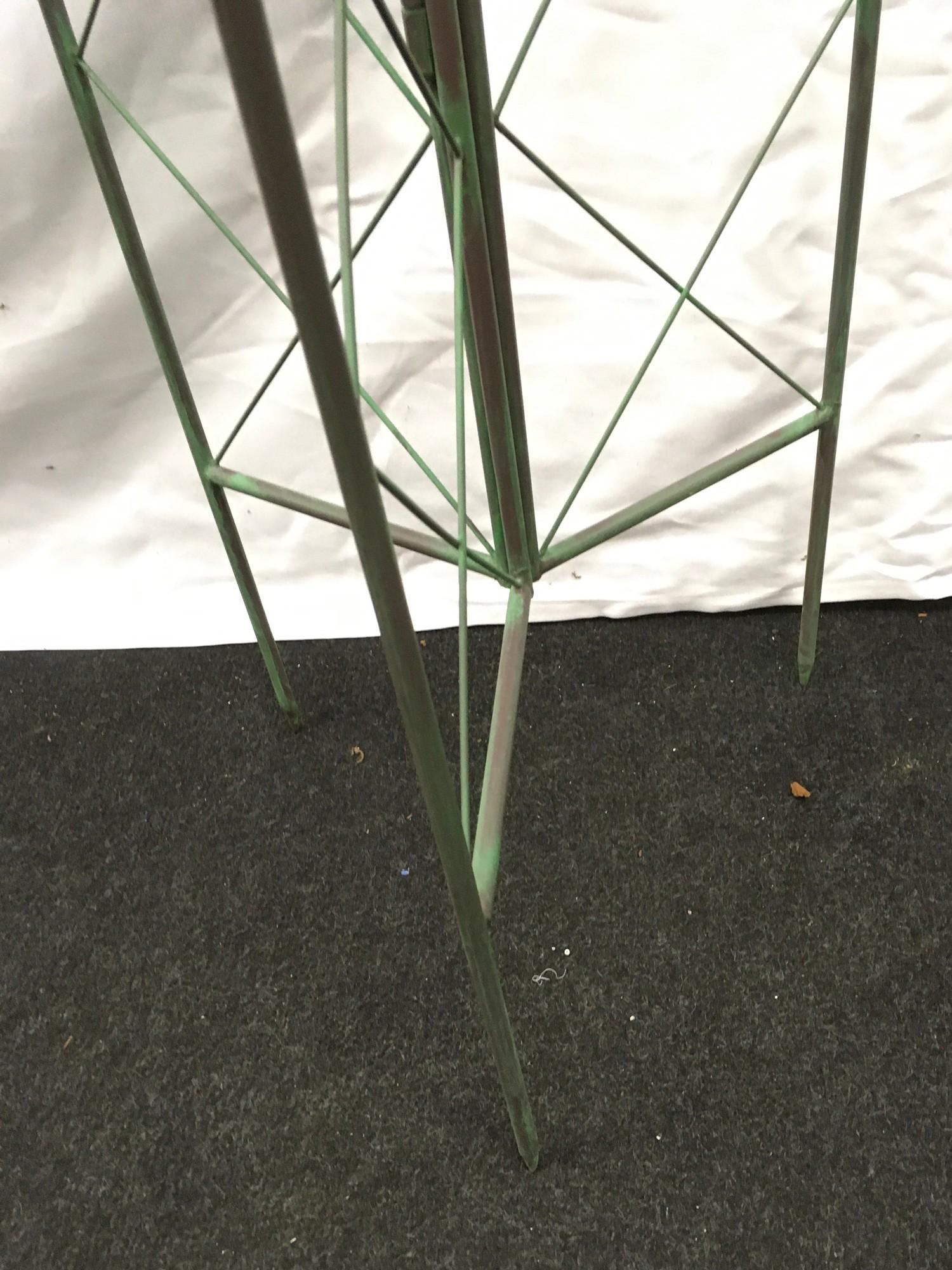 A 6' folding lattice garden spire. (ref43) - Image 3 of 4