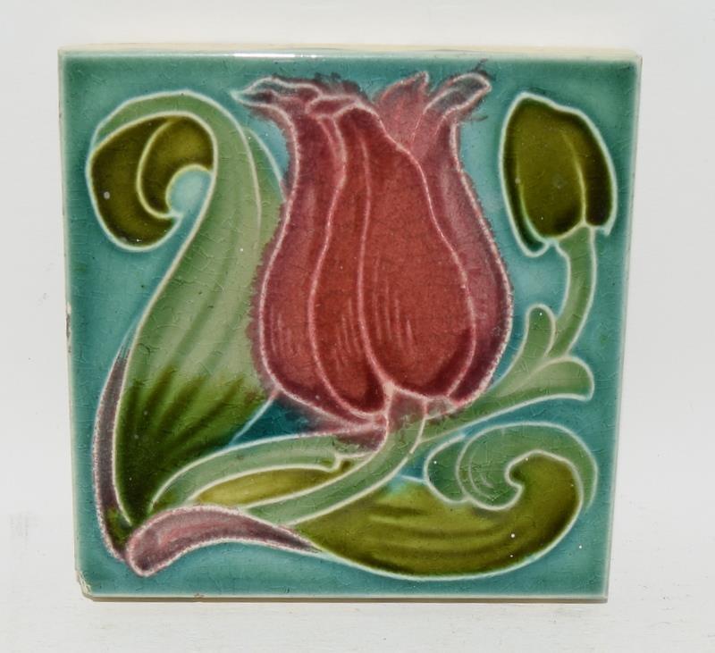 Richards England embossed tile depicting a bird 6" x 6" together with two small tiles depicting - Image 4 of 7