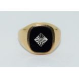 9ct gold gents diamond and onyx signet ring size P