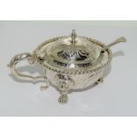 Embossed silver lidded salt with 3 lions head feet sheffield 1947 maker Remy Martin and edward