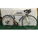 Trek Alpha series 1000 blue and white road bike (CL)