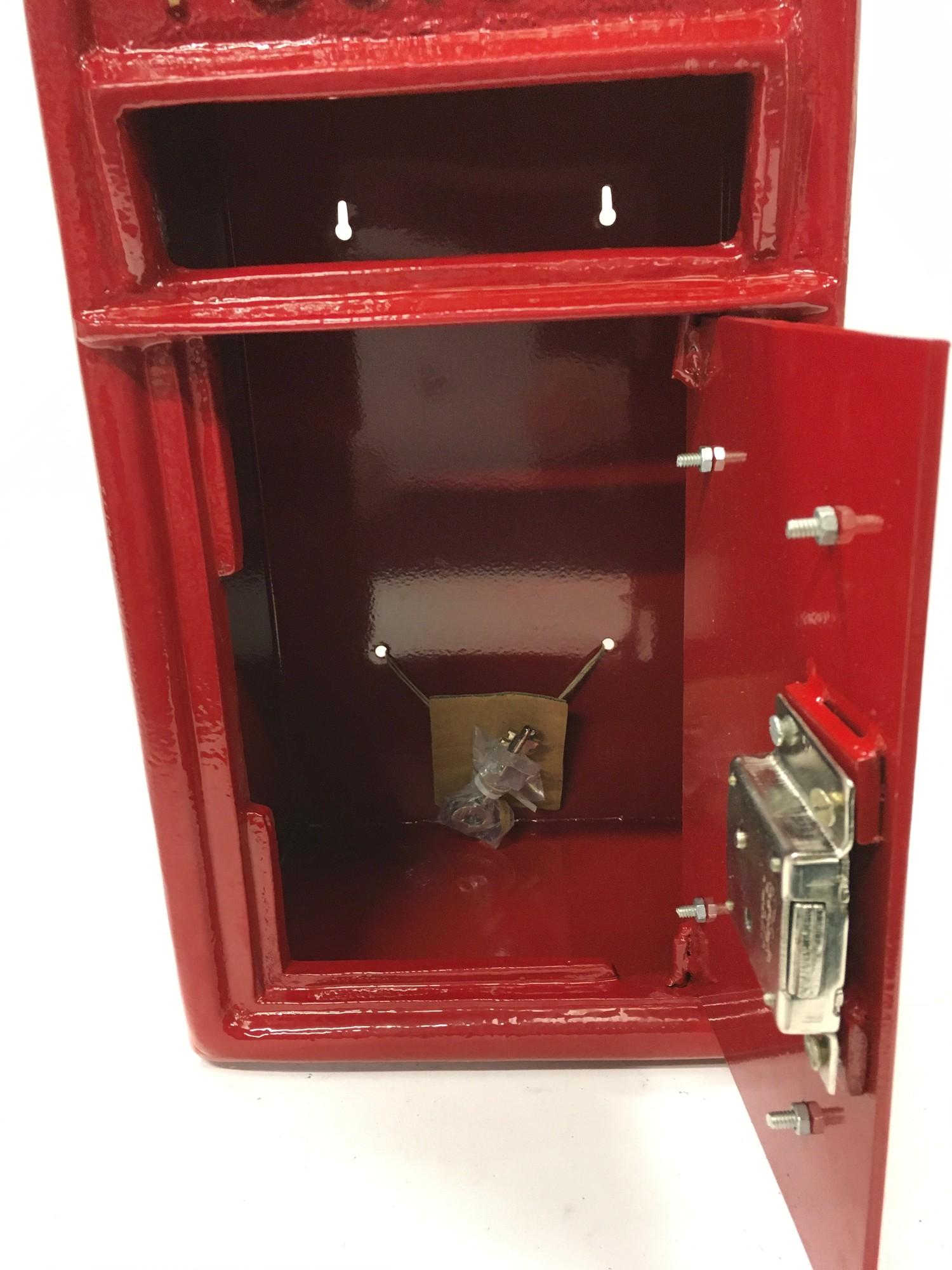 A red postbox, 200mm deep. (ref 60) - Image 2 of 4