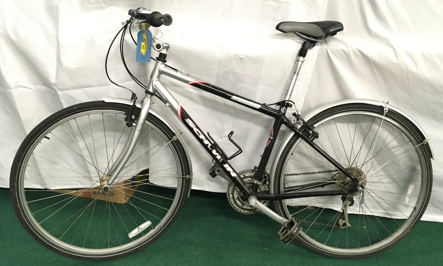 Schwinn Sierra 700 17? mountain bike. Ref 4.