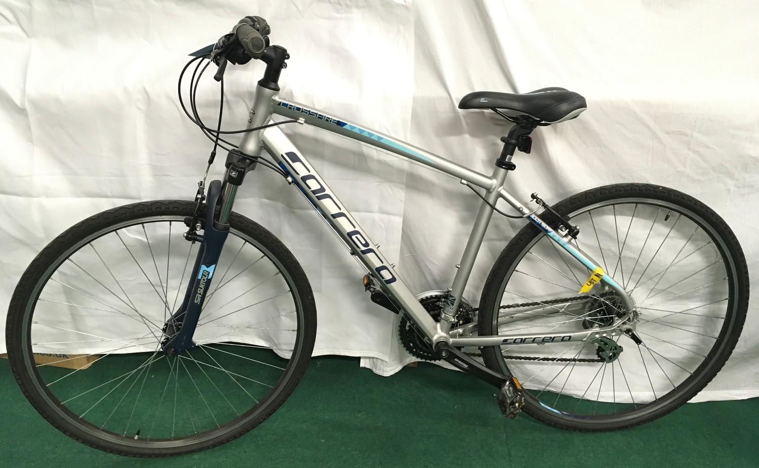 Silver Carrera Crossfire 18? mountain bike. Ref 111.