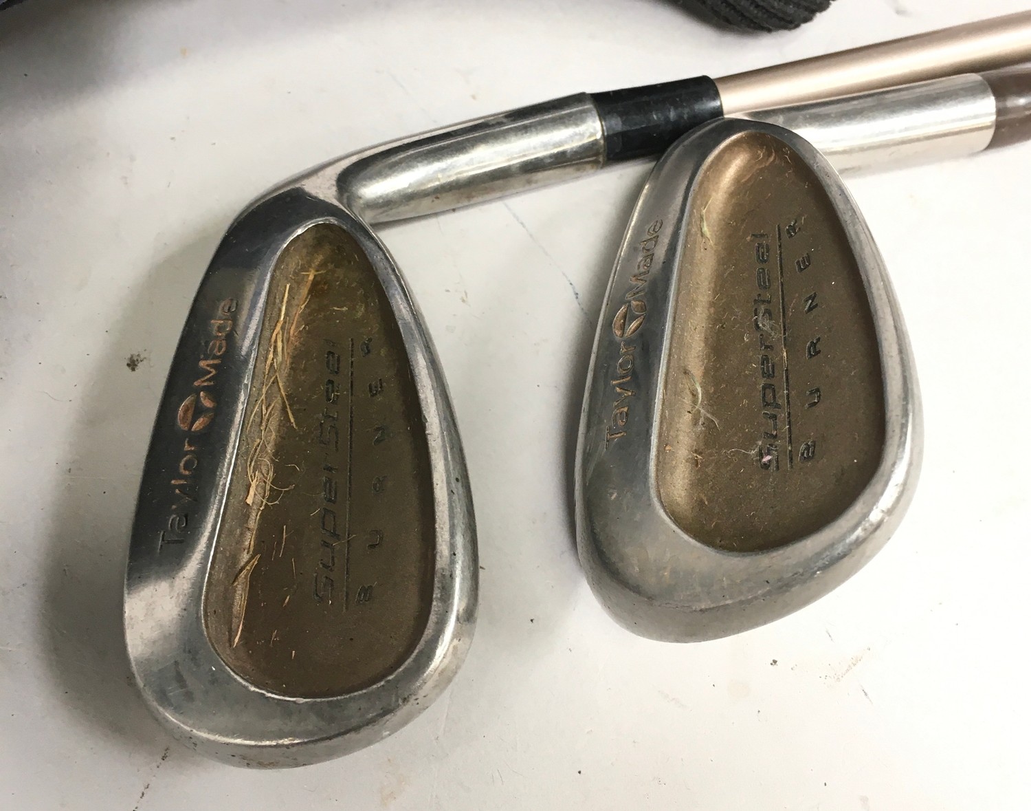 4 golf clubs ,2 Ping ,2 Taylor Made super steel Burners ref 115 - Image 3 of 3