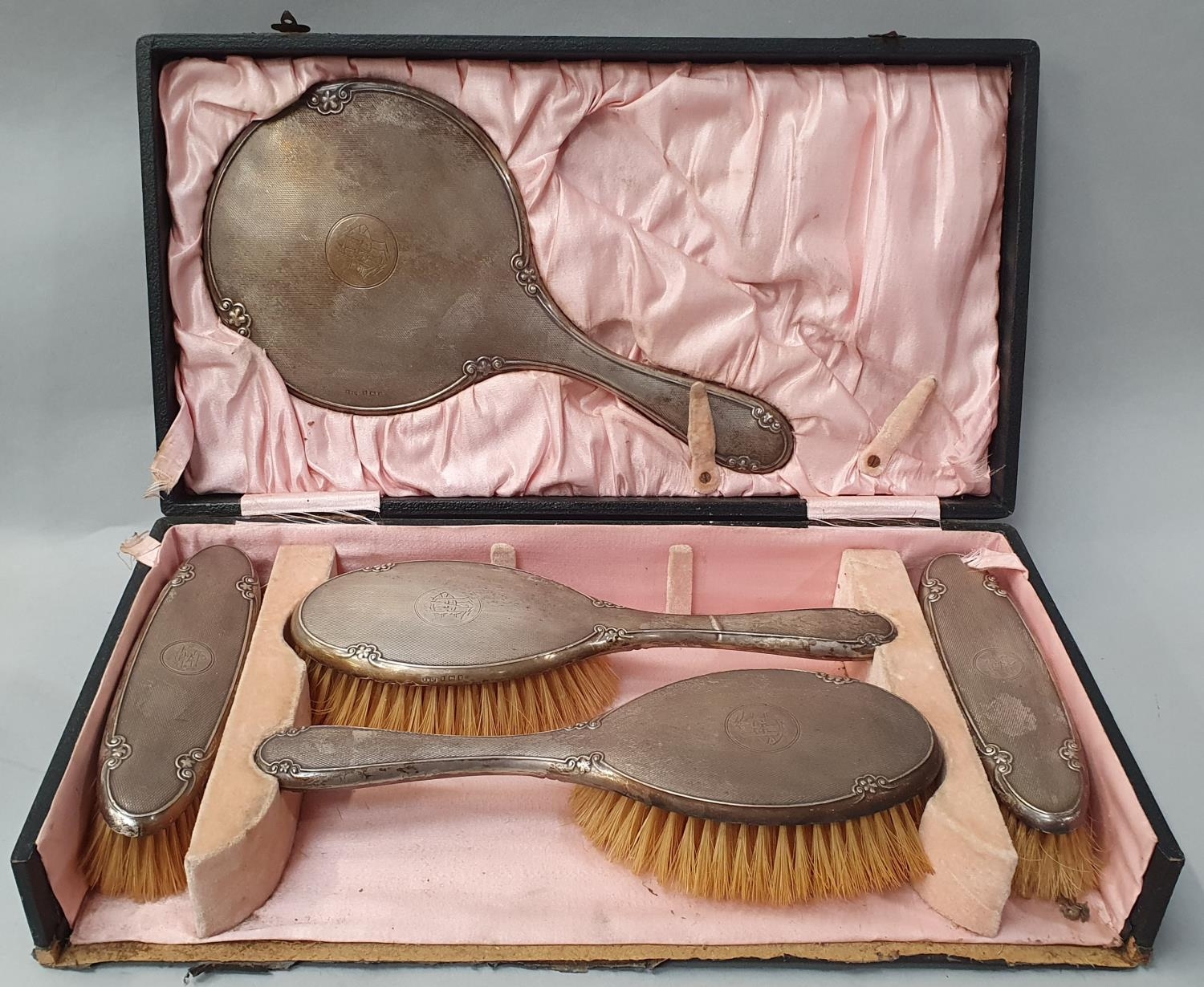 Collection of silver dressing table items. - Image 6 of 11