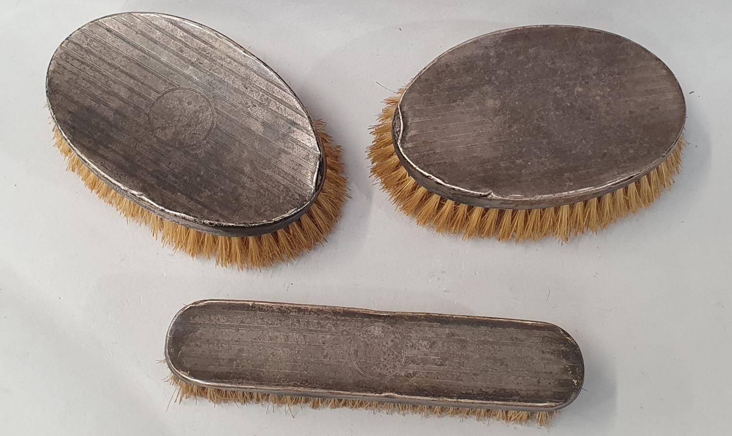 Collection of silver dressing table items. - Image 2 of 11