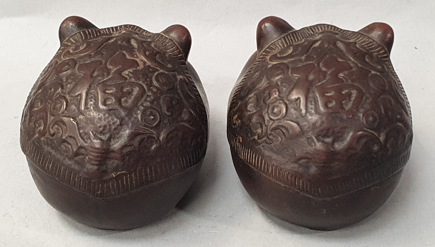 Pair of Oriental china pig rattles. - Image 5 of 5