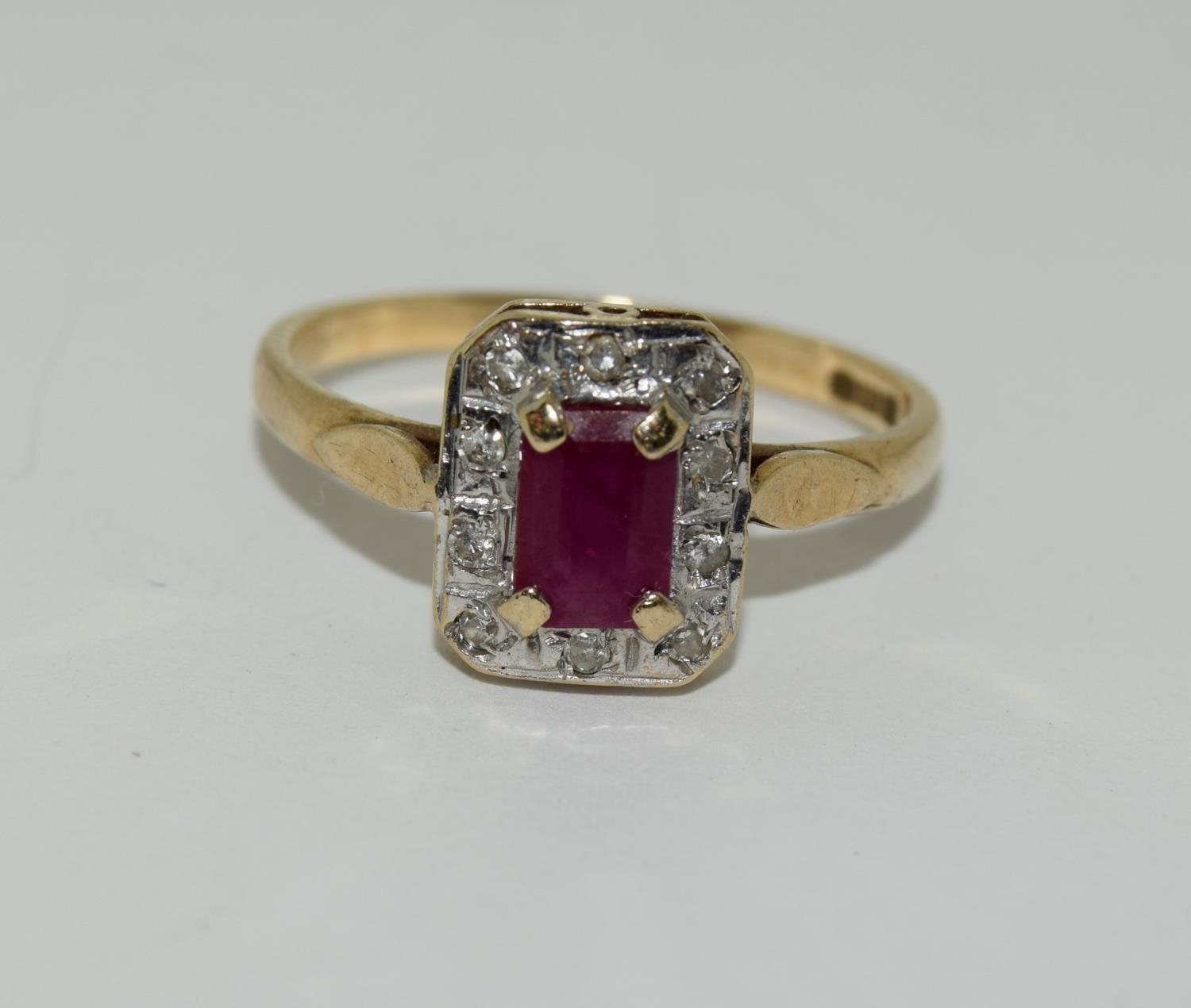 A Ruby/Diamond 9ct gold ring, Size P