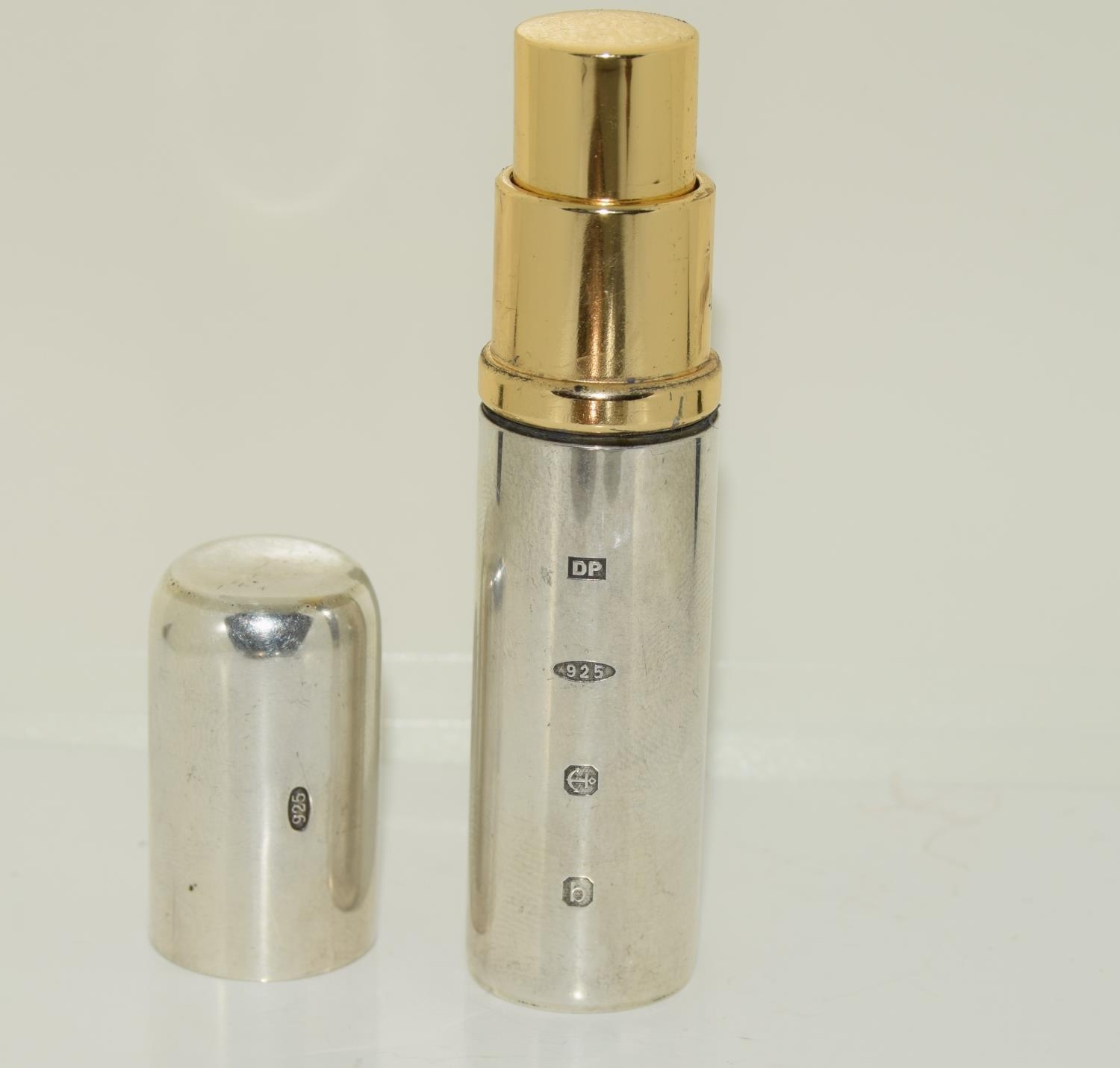 Silver hallmarked ladies atomiser spray, silver compact ,together with another - Image 2 of 6