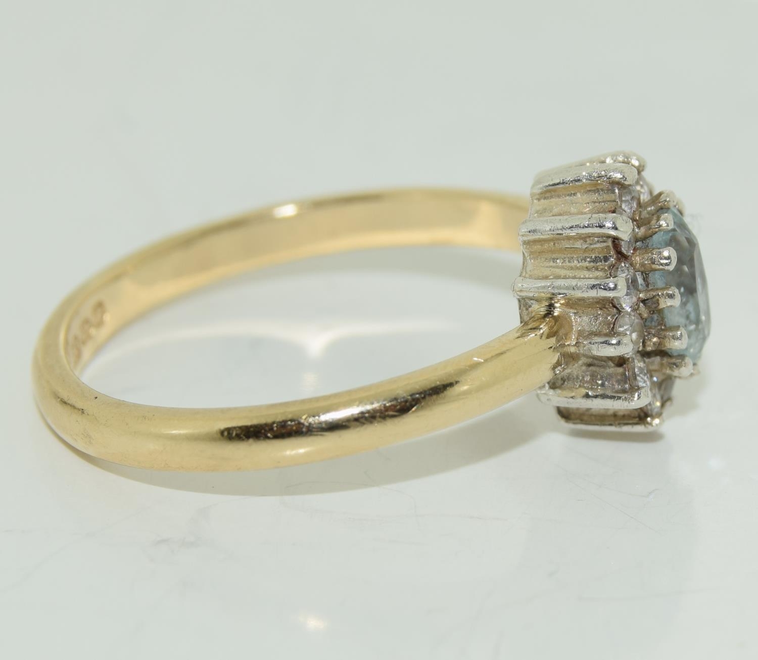 Aquamarine gold on silver cluster ring, Size Q 1/2. - Image 2 of 3