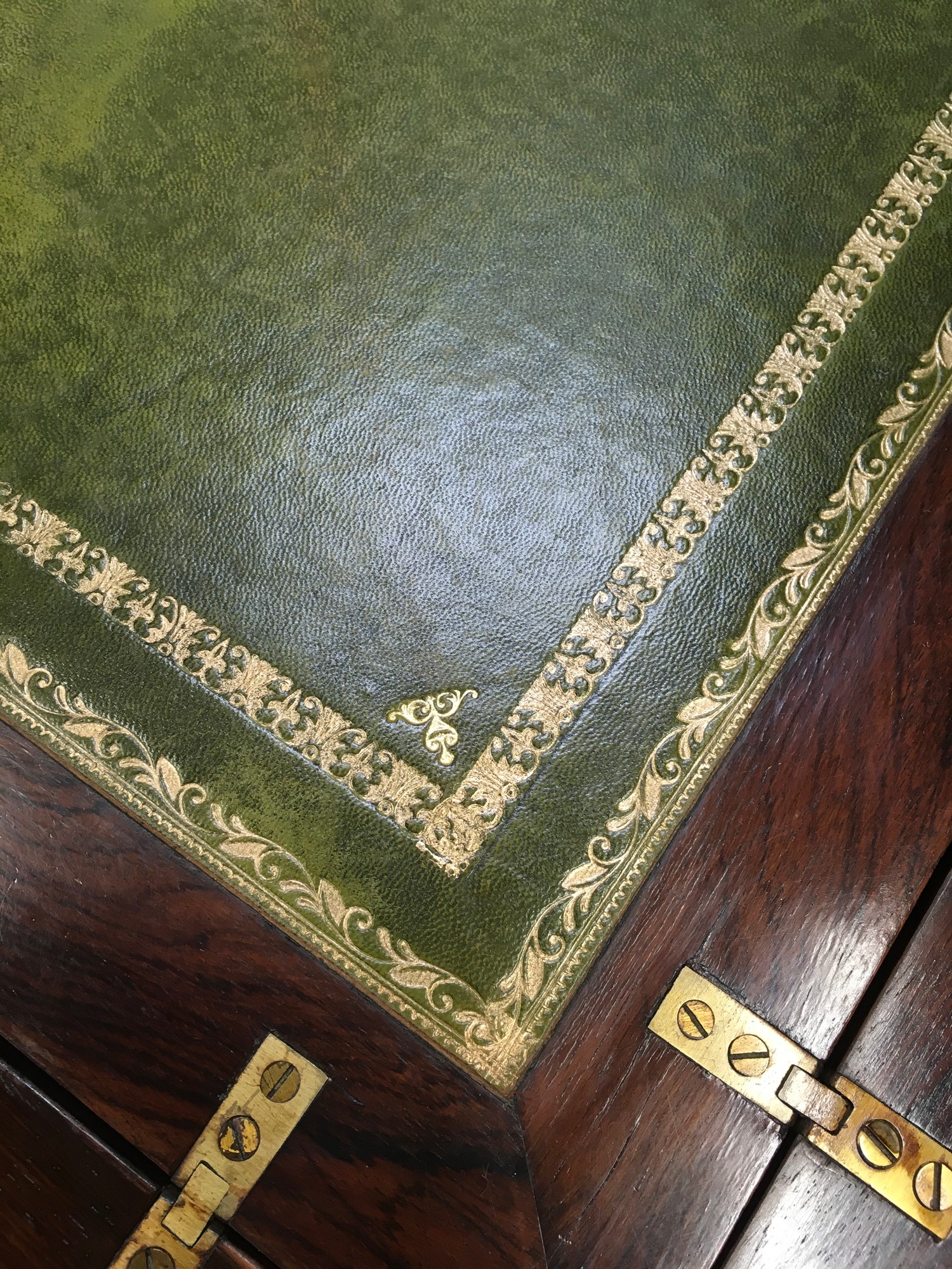 Edwardian inlaid rosewood envelope card table. The top decorated with urns and scrolled flowers, - Image 4 of 7