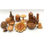 Collection of Treen items (16)