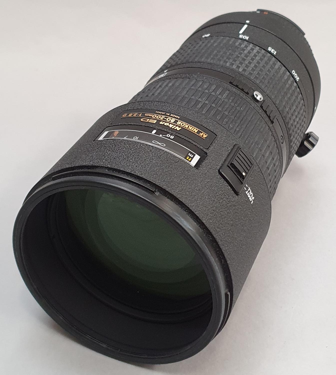 Nikon AF 80-200 camera lens