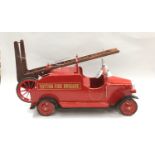 Wooden model of vintage fire engine with detachable ladder 40x70x25cm