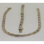 A Vintage heavy sterling silver colar necklace together with matching bracelet which is a/f.